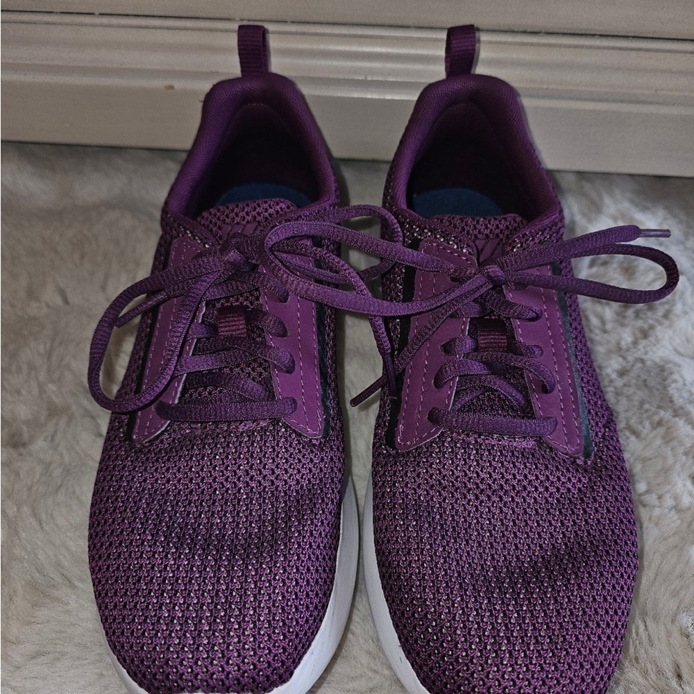 *30off3* K•Swiss‎ Purple and White Athletic Sneakers with Knit Mesh Upper​ - Picture 5 of 10